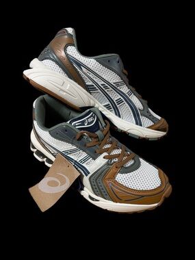 ASICS Gel-Kayano 14 Vanilla Tarmac Men’s size 11 NWT